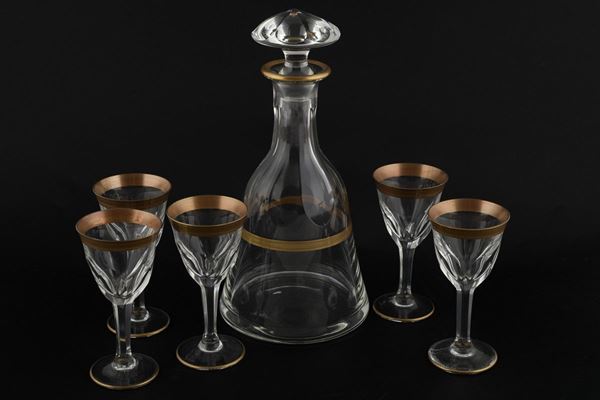 Servizio da liquore con cinque bicchierini  e una bottiglia con tappo