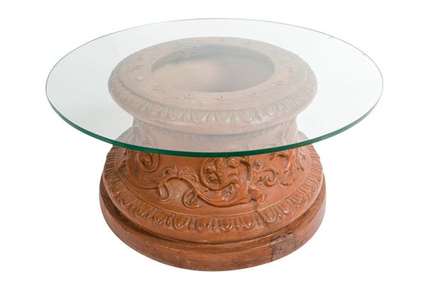 Grande base da tavolo in terracotta