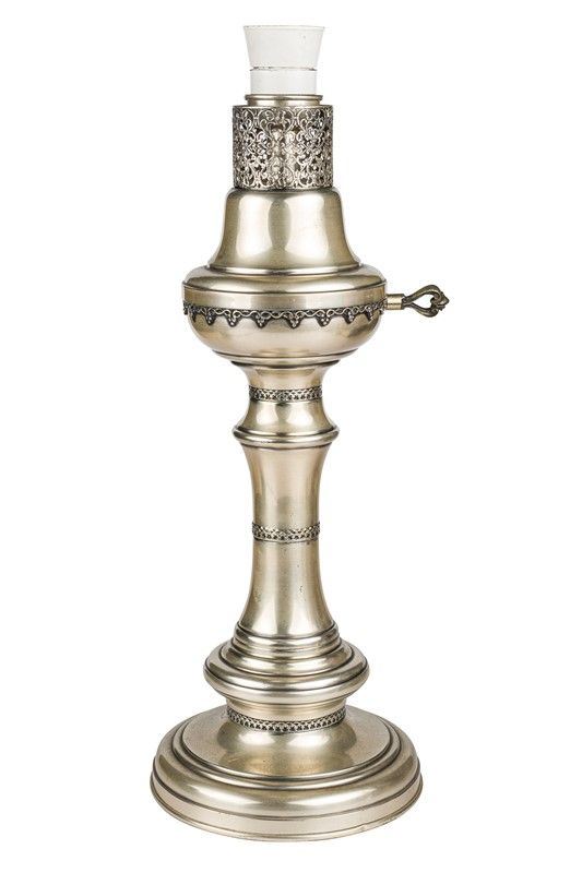 800 silver lamp