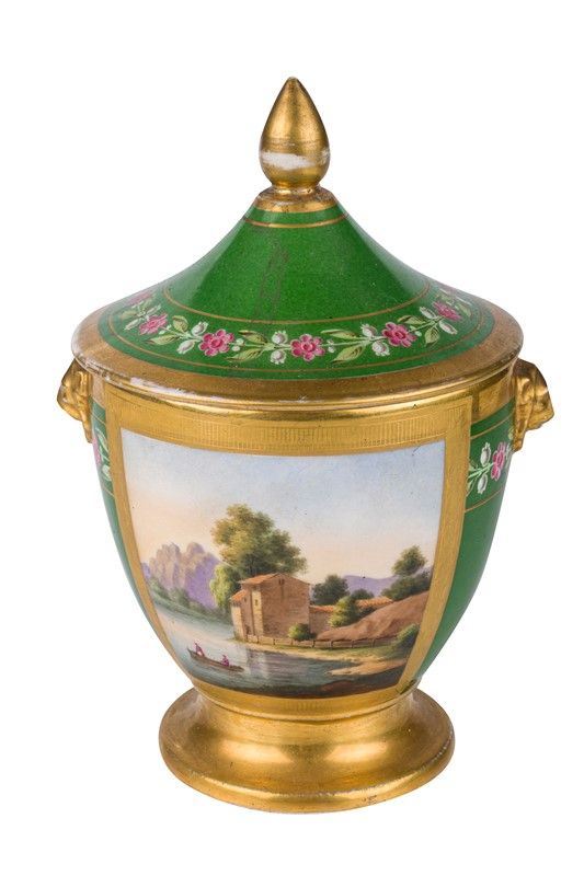Polychrome porcelain sugar bowl