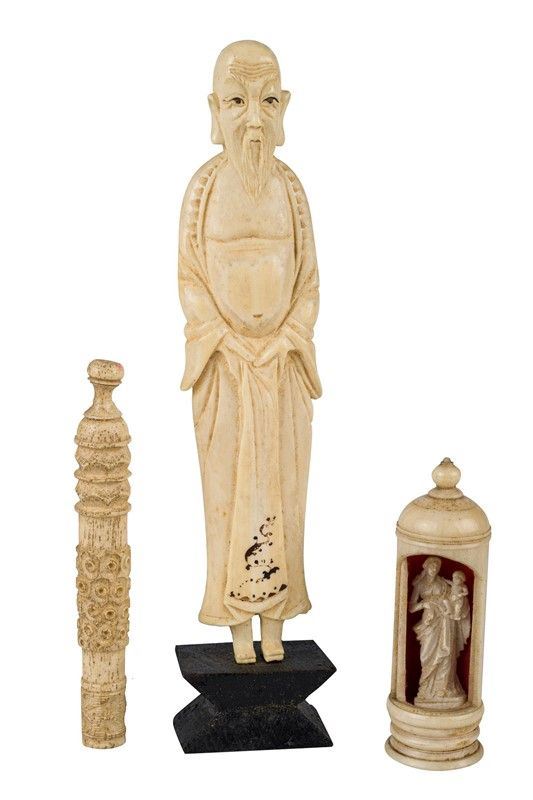 Lot of three ivory items