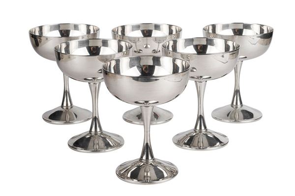 Lot of 6 silver metal cocktail glasses