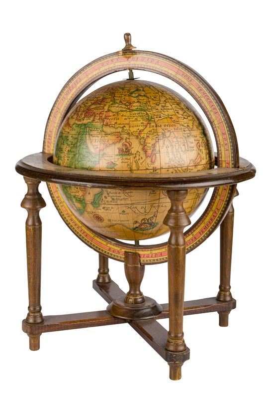 Mappamondo da tavolo