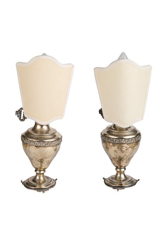 Coppia di lampade in argento 800