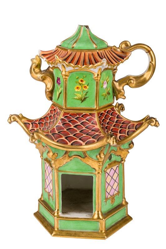 Painted porcelain veilleuse