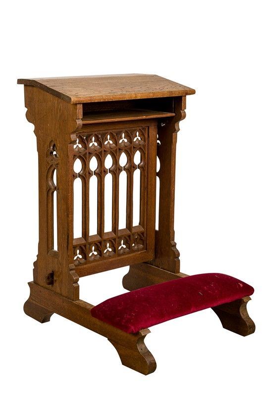 Neo-Gothic kneeler