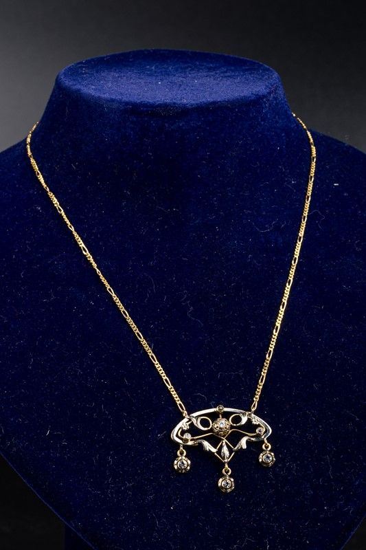 Collier