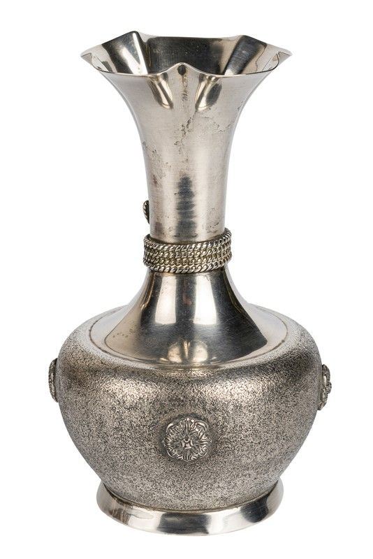 Vaso in argento 800