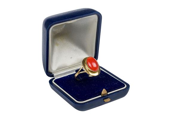 Anello in oro 18 kt