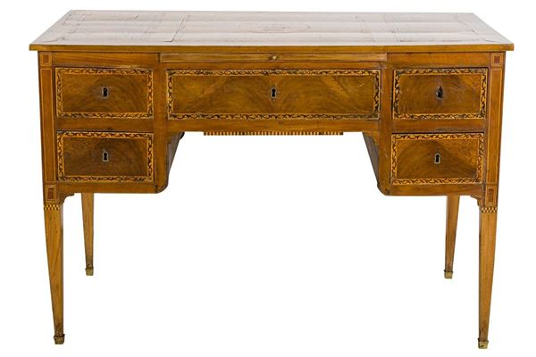 Writing desk