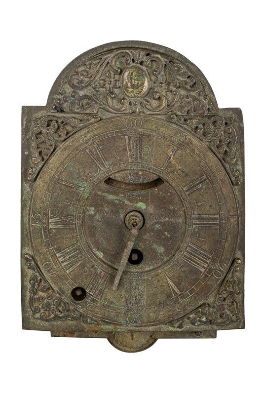 Table clock mechanism
