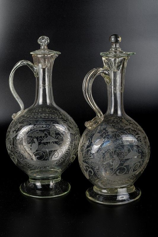 Coppia di decanter in vetro