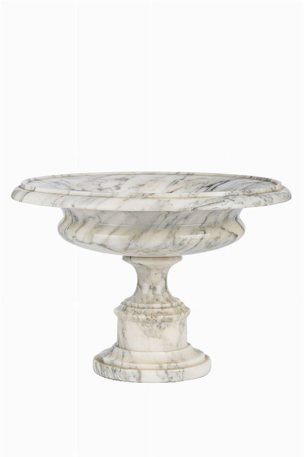 Riser in arabesque marble