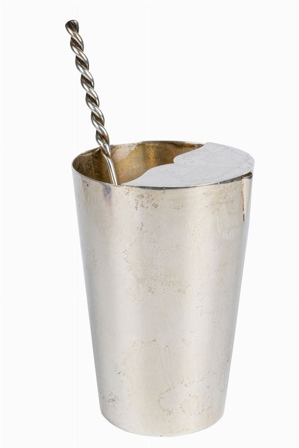 800 silver shaker