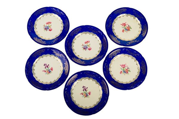 Lot of six dessert plates