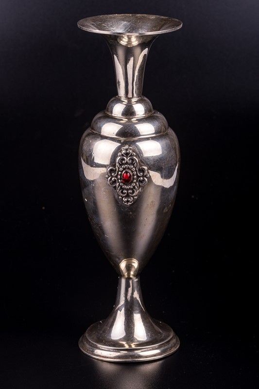 Silver amphora