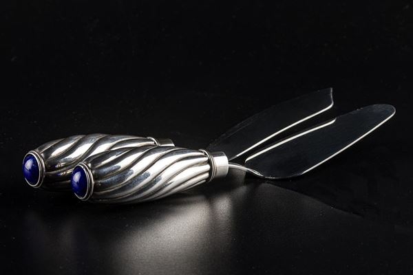 Pair of dessert cutlery