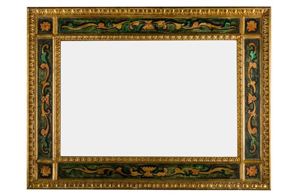 Specchiera in legno dorato e laccato