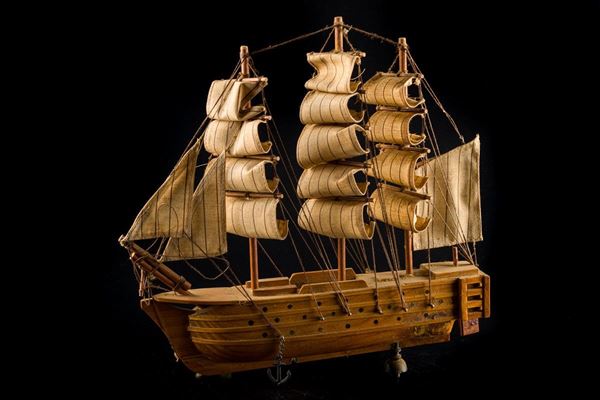 Sailing ship