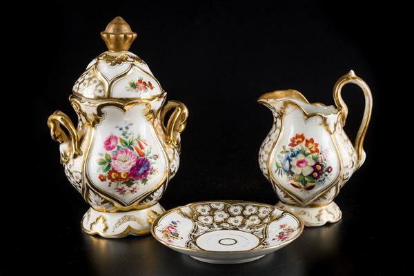 Sugar bowl and milk jug