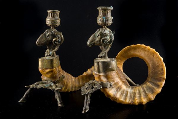 Pair of lamp holders