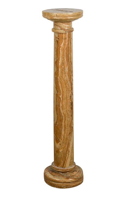 Colonna in onice