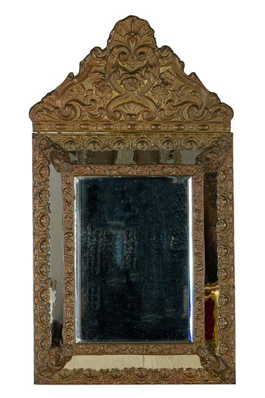 Wall mirror