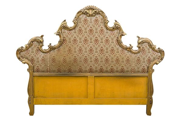 Headboard with molding