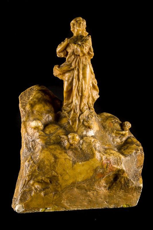 Virgin with angelic choir