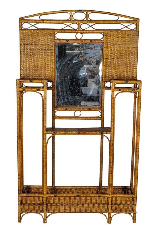 Dressing table