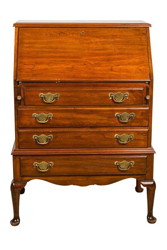 Flap with four drawers