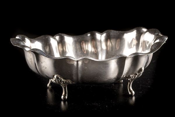 Piccolo centrotavola in argento