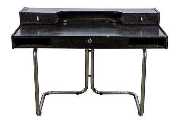 Design desk