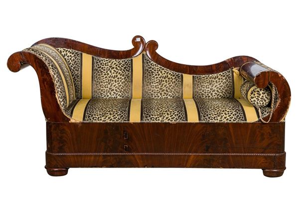 Rosewood daybed