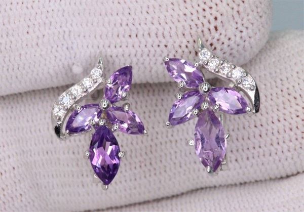 Orecchini in argento con ametiste naturali della Bolivia e zirconi