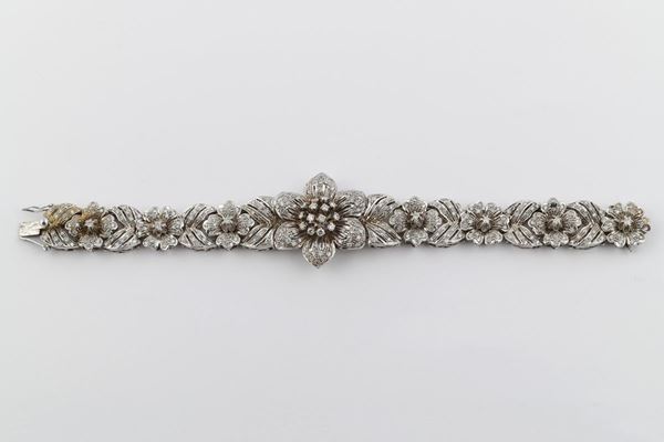 Importante bracciale in oro bianco e diamanti
