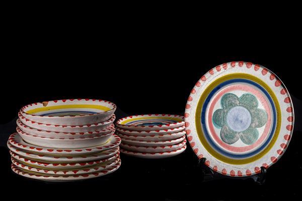 Cinque piatti piani, sei piatti da frutta, tre piatti fondi in ceramica De Simone