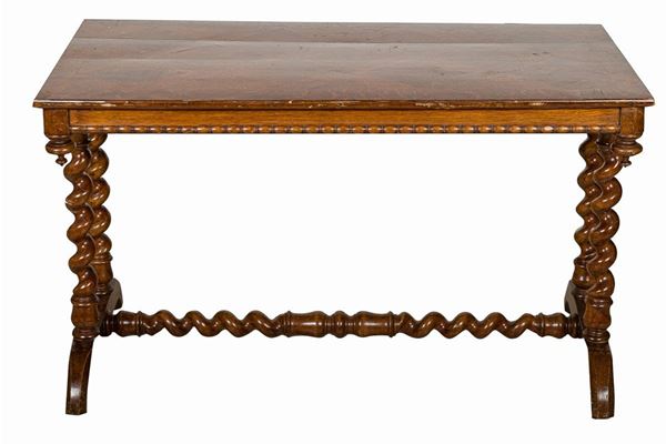 Coffee table in walnut wood