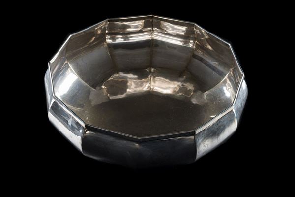 Silver centerpiece