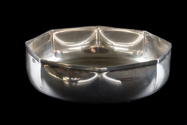 Octagonal silver centerpiece