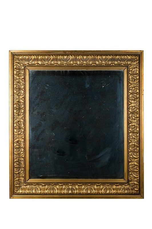 Mirror in gilded wood