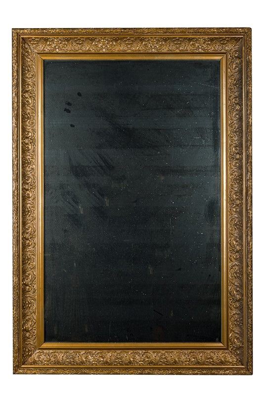 Mirror in gilded wood