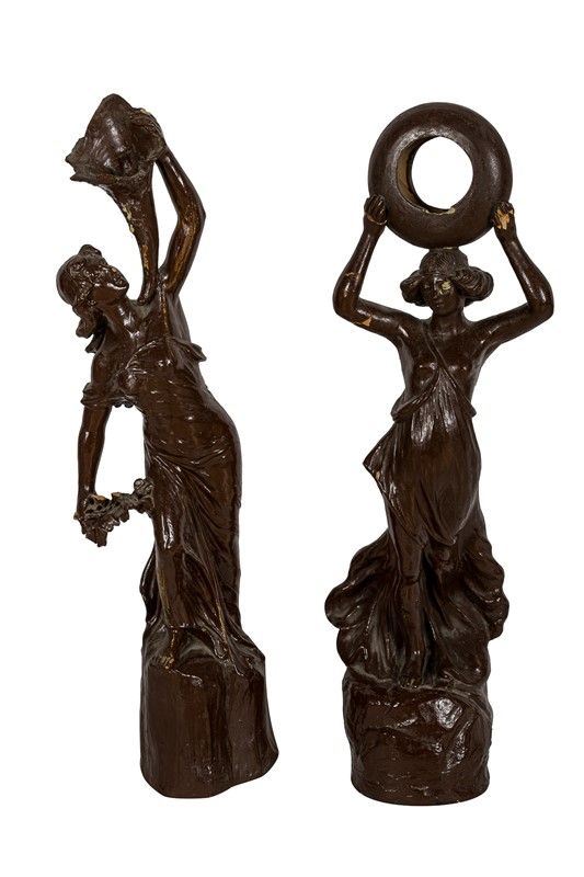 Coppia di sculture