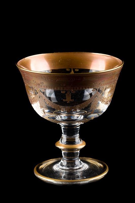 Glass cup