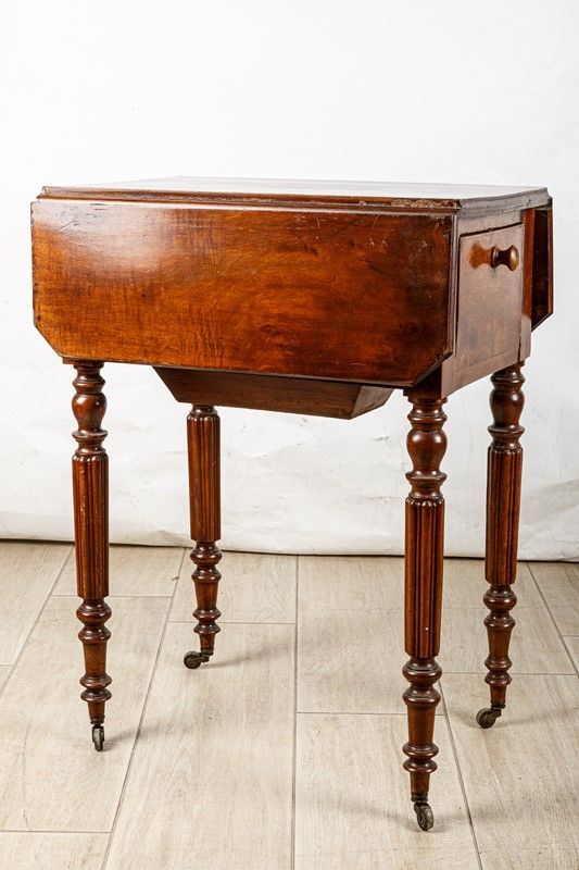 Side table with flaps
