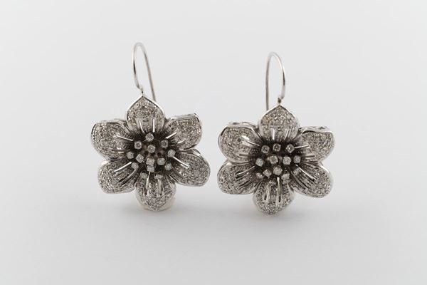 White gold earrings