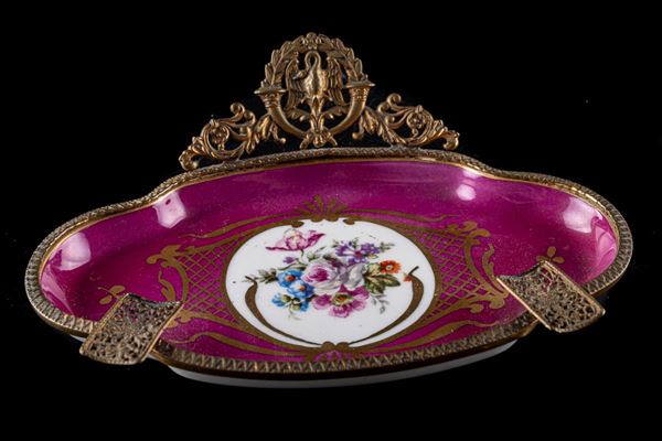 Ashtray