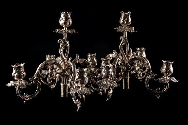 Coppia di candelabri in argento