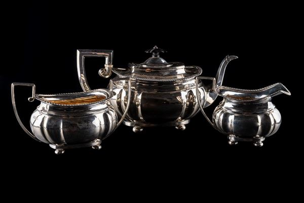 Servizio da t&#232; Edoardo VII in argento (3 pz)