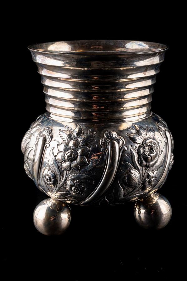 Vaso in argento
